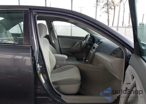 2011 Toyota Camry Le from USA, damaged, VIN 4T1BF3EK4BU708715